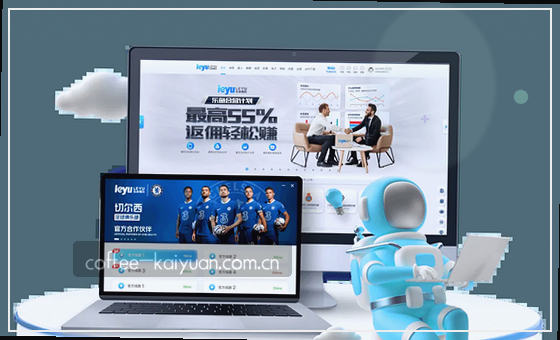图中一双手正将水壶倒入透明玻璃杯，水流清澈可见。